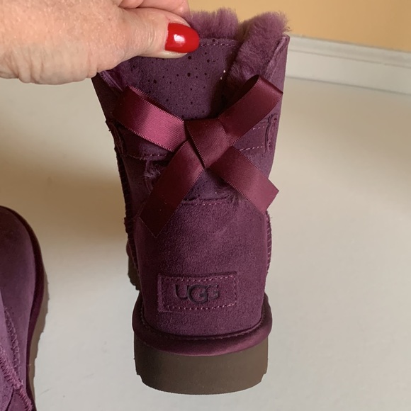 RARE UGG Mini Bailey Bow II Boot in shimmer plum (purple) - Picture 6 of 10